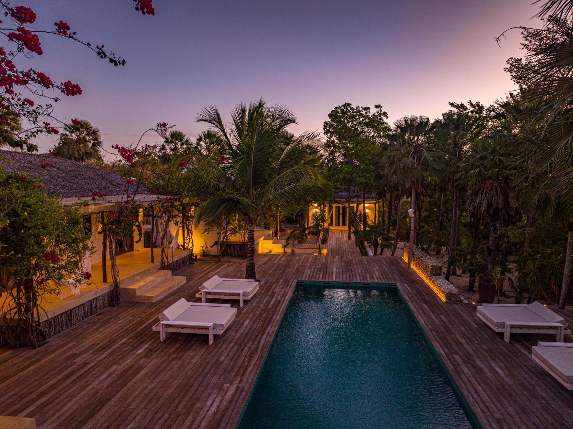 Villa Paz - La Villa Group กาโมซิม ภายนอก รูปภาพ